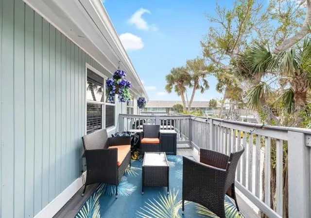 3rd image of 5043 N Beach Rd, Englewood, FL 34223 | MLS# A4696649