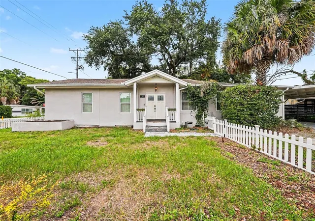 Photo 1 of Single family home for sale at 4809 N Highland Ave, Tampa, FL 33603 | MLS# TB8517790 | Listing updated on 2026-10-09