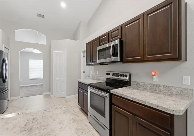 Photo 4 of Single family home for sale at 12155 Peregrine Falcon Ave, Weeki Wachee, FL 34614 | MLS# W7886613 | Listing updated on 2026-09-21