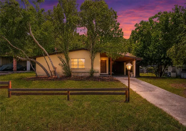Homes for sale in Clermont, FL | 461 Sheldon Pl, Clermont, FL 34711 | MLS# G5113570