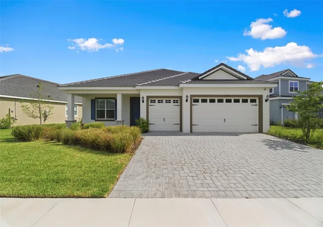 Photo 3 of Single family home for sale at 2592 Wise River Ln, Zephyrhills, FL 33541 | MLS# W7886619 | Listing updated on 2026-09-21