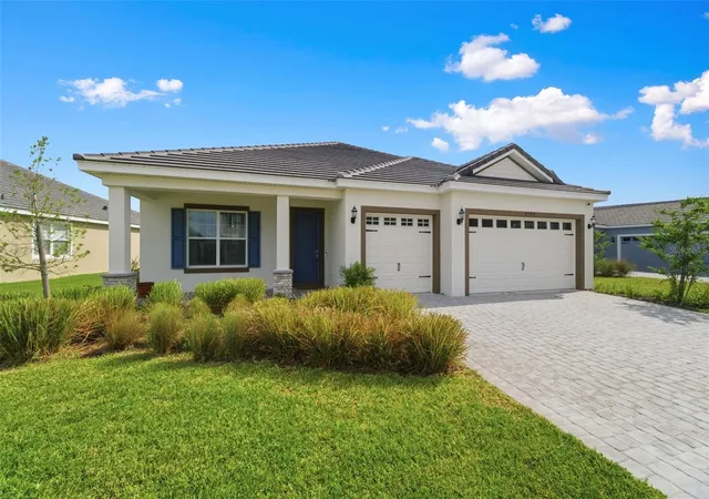 Photo 4 of Single family home for sale at 2592 Wise River Ln, Zephyrhills, FL 33541 | MLS# W7886619 | Listing updated on 2026-09-21