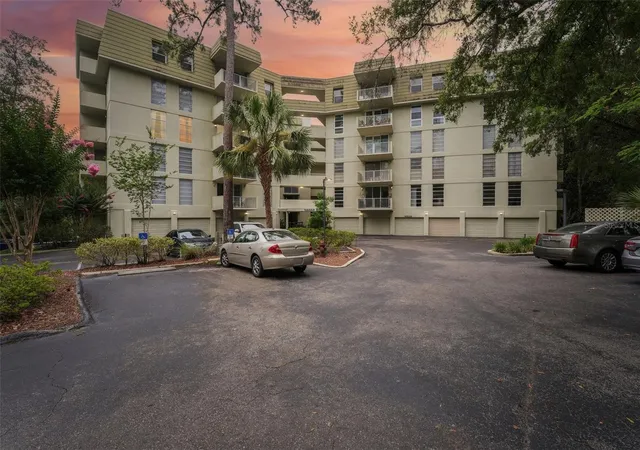 2nd image of 1717 Nw 23rd Ave #4E, Gainesville, FL 32605 | MLS# FC319196