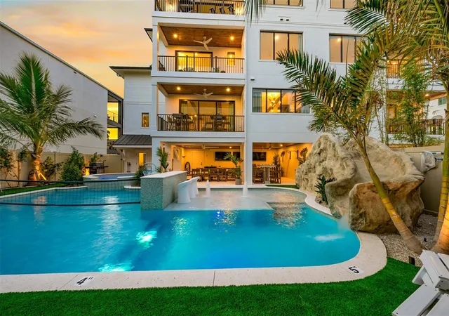 Listing Photo 4 - Condo for sale in building located at 1142 Windsong Ln, SARASOTA, FL 34242 - Unit #B