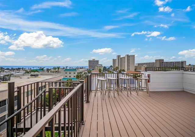Photo 74 of Condo for sale at 1142 Windsong Ln #B, Sarasota, FL 34242 | MLS# A4696657 | Listing updated on 2026-08-04