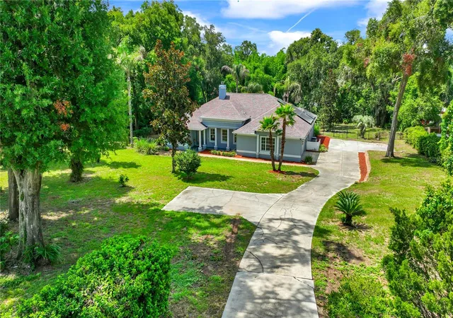 Photo 2 of Single family home for sale at 36510 Saint Joe Rd, Dade City, FL 33525 | MLS# TB8517852 | Listing updated on 2026-09-20