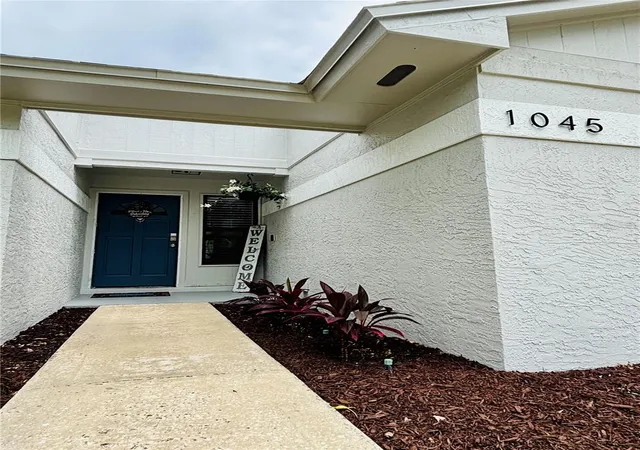 Homes for sale in Oviedo, FL | 1045 Shaffer Trl, Oviedo, FL 32765 | MLS# O6415706