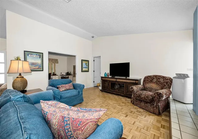 5th image of 3114 Summervale Dr, Holiday, FL 34691 | MLS# W7886624