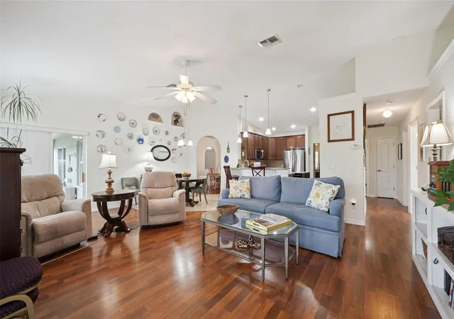 3rd image of 2243 Wolf Ridge Ln, Mount Dora, FL 32757 | MLS# G5113576