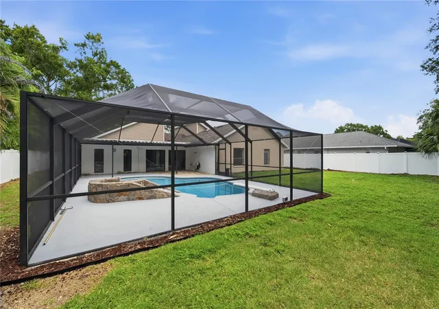 Photo 4 of Sale Pending at 14207 Ashburn Pl, Tampa, FL 33624 | MLS# TB8517885 | Listing updated on 2026-09-02