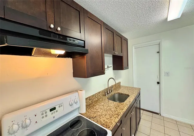 5th image of 3780 137Th Ave, Largo, FL 33771 | MLS# TB8517891
