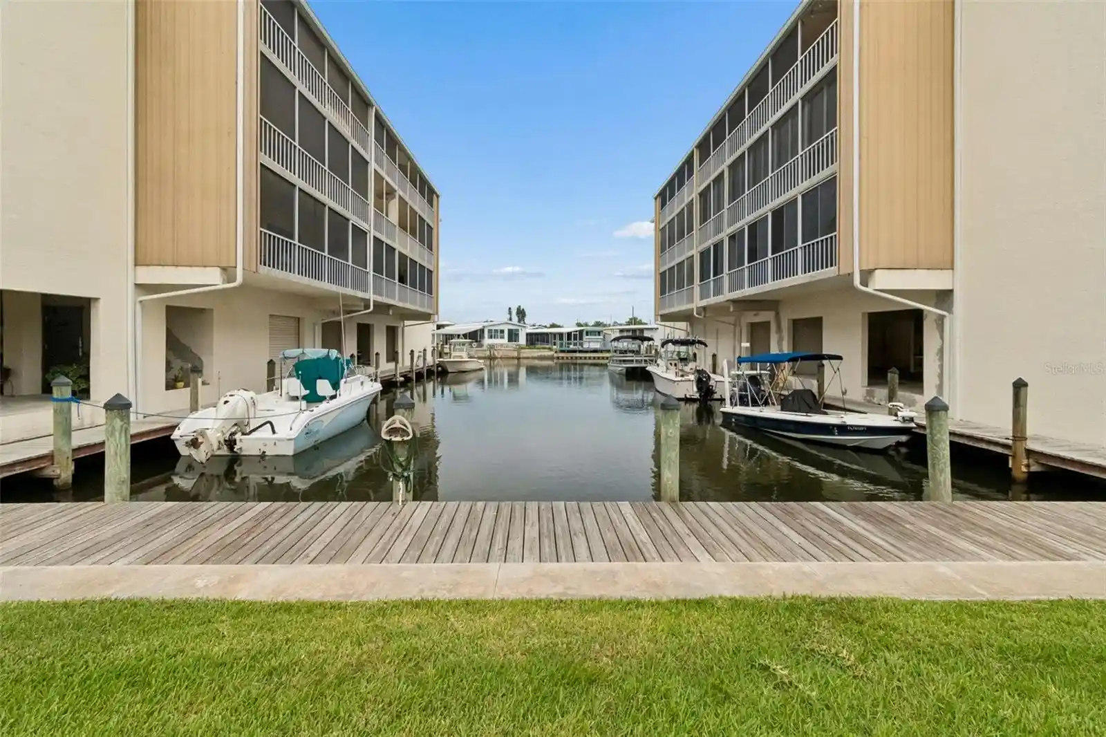 Listing Photo 2 - Condo for sale in 1714 69Th Ave W located at 1714 69Th Ave W, Bradenton, FL 34207 - Unit #C401