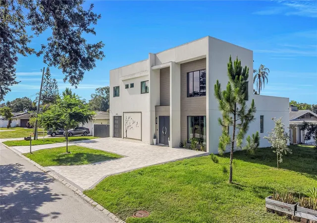 Photo 1 of Single family home for sale at 2635 Woodring Dr, Clearwater, FL 33759 | MLS# R4911425 | Listing updated on 2026-08-23