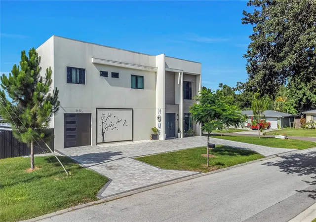 Photo 2 of Single family home for sale at 2635 Woodring Dr, Clearwater, FL 33759 | MLS# R4911425 | Listing updated on 2026-08-23