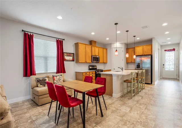 4th image of 390 Casa Verano Ln, Davenport, FL 33897 | MLS# O6415781