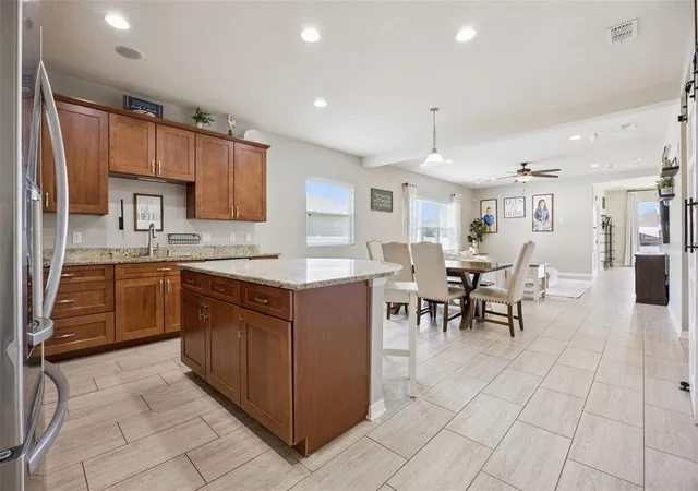 3rd image of 12549 Hammock Pointe Cir, Clermont, FL 34711 | MLS# G5113586