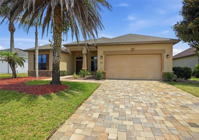 Photo 2 of Single family home for sale at 8987 Mississippi Run, Brooksville, FL 34613 | MLS# W7886634 | Listing updated on 2026-06-12