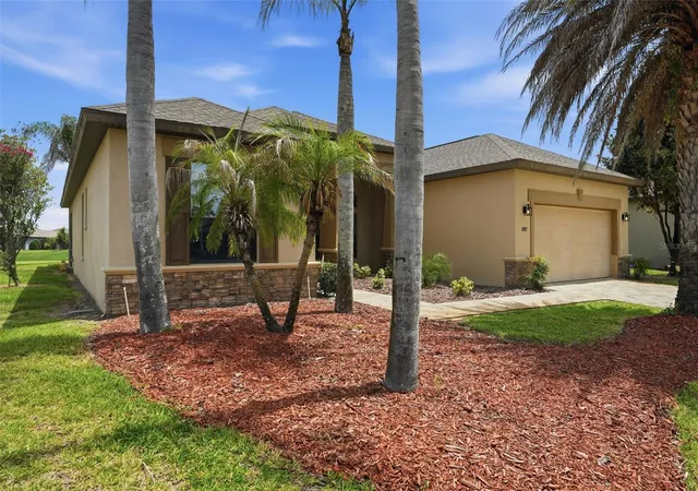 Photo 3 of Single family home for sale at 8987 Mississippi Run, Brooksville, FL 34613 | MLS# W7886634 | Listing updated on 2026-06-12