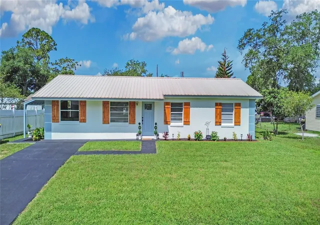 Homes for sale in Edgewater, FL | 2820 Sabal Palm Dr, Edgewater, FL 32141 | MLS# NS1088484