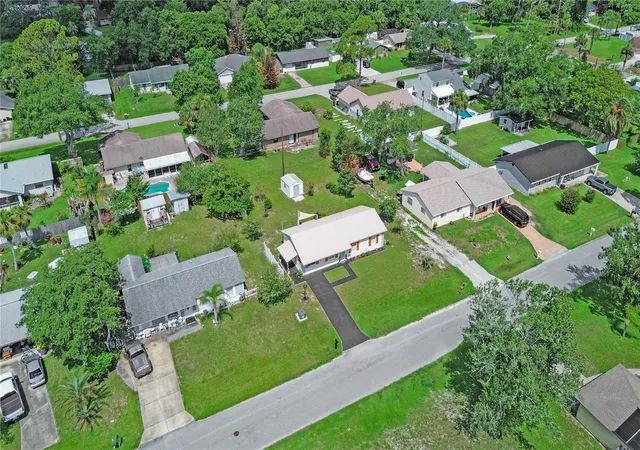 Homes for sale in Edgewater, FL | 2820 Sabal Palm Dr, Edgewater, FL 32141 | MLS# NS1088484