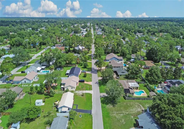 Homes for sale in Edgewater, FL | 2820 Sabal Palm Dr, Edgewater, FL 32141 | MLS# NS1088484