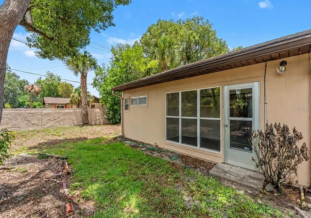 Homes for sale in Lakeland, FL | 2025 Sylvester Rd #C1, Lakeland, FL 33803 | MLS# L4962655