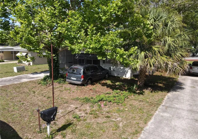 Photo 3 of Manufactured home for sale at 28814 Hubbard St, Leesburg, FL 34748 | MLS# G5113589 | Listing updated on 2026-09-30