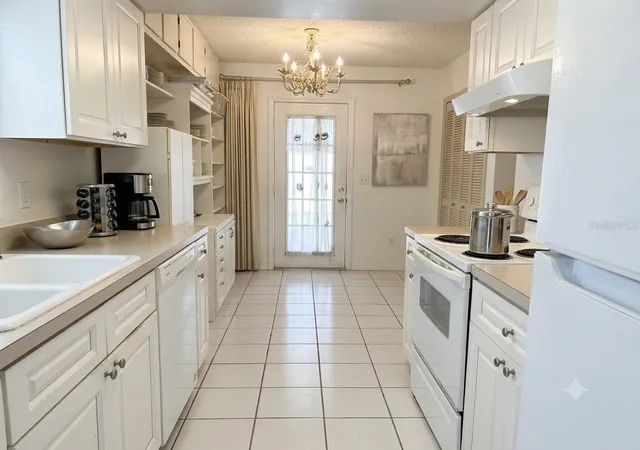 3rd image of 1561 Avalon Blvd, Casselberry, FL 32707 | MLS# O6415807