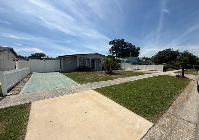 2nd image of 4808 Sierra Madre Dr, Tampa, FL 33634 | MLS# TB8517953