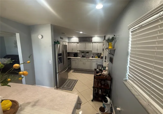 5th image of 4808 Sierra Madre Dr, Tampa, FL 33634 | MLS# TB8517953