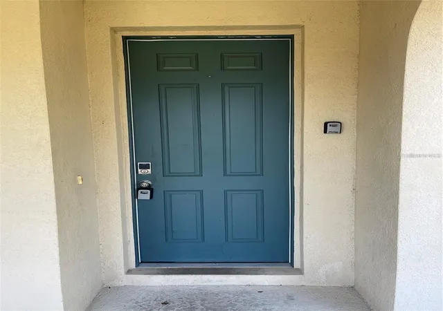 Photo 2 of Townhouse for sale at 3129 Tocoa Cir, Kissimmee, FL 34746 | MLS# O6415821 | Listing updated on 2026-07-01