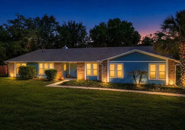Homes for sale in Debary, FL | 520 Summerhaven Dr, Debary, FL 32713 | MLS# V4949595