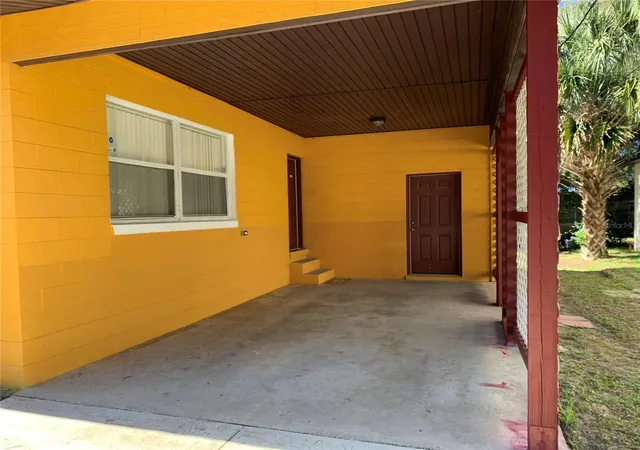 4th image of 612 Kensington St, Eustis, FL 32726 | MLS# G5113593