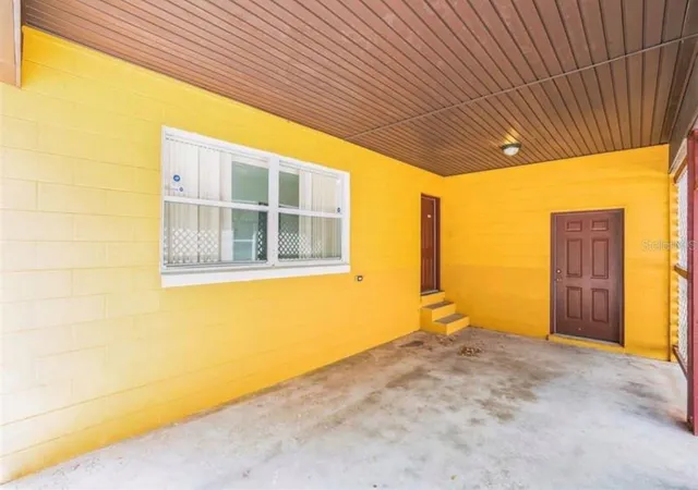 5th image of 612 Kensington St, Eustis, FL 32726 | MLS# G5113593