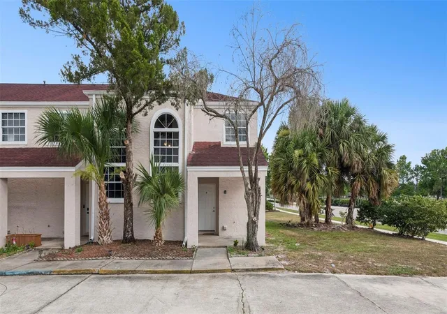 Photo 1 of Townhouse for sale at 214 Majors Ln #F, Kissimmee, FL 34743 | MLS# O6415839 | Listing updated on 2026-09-18