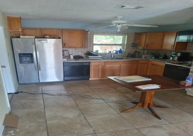 Photo 1 of Single family home for sale at 6631 Rosati Ln S, Saint Petersburg, FL 33707 | MLS# O6415845 | Listing updated on 2026-08-27