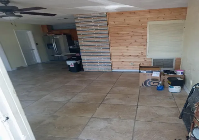 Photo 3 of Single family home for sale at 6631 Rosati Ln S, Saint Petersburg, FL 33707 | MLS# O6415845 | Listing updated on 2026-08-27
