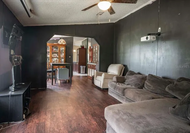 5th image of 2210 D R Bryant Rd, Lakeland, FL 33810 | MLS# L4962663