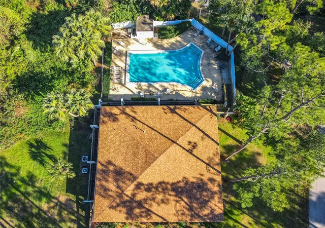 Photo 2 of Sale Pending at 381 San Jose Dr, WINTER HAVEN, FL 33884 | MLS# S5151702 | Listing updated on 2026-10-07