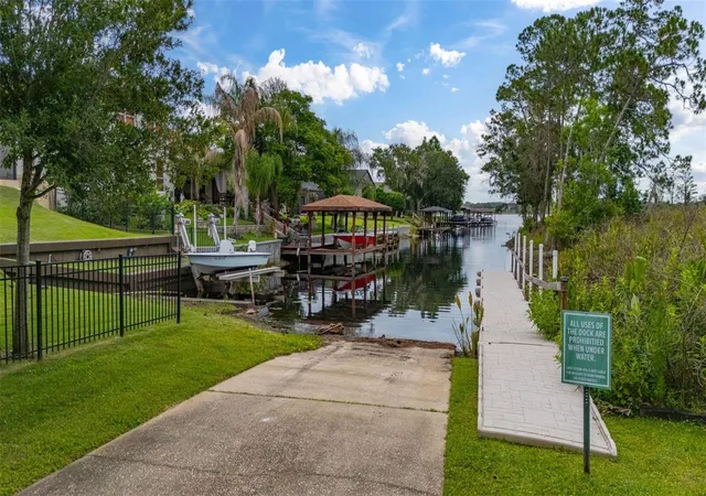 Photo 3 of Single family home for sale at 663 Charrice Pl, Sanford, FL 32771 | MLS# S5151705 | Listing updated on 2026-10-09