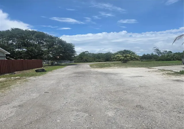 Photo 3 of Land for sale at 3120 Lori Ct, Deltona, FL 32738 | MLS# O6415854 | Listing updated on 2026-06-11