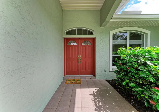 Homes for sale in Osprey, FL | 523 Oak Bay Dr, Osprey, FL 34229 | MLS# A4696725