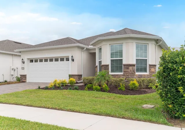 Photo 3 of Single family home for sale at 15139 Canopy Cover Dr, Winter Garden, FL 34787 | MLS# O6415871 | Listing updated on 2026-09-01