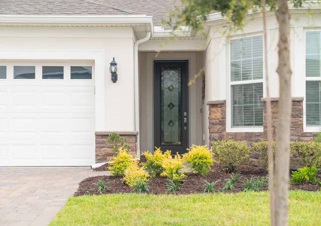Photo 4 of Single family home for sale at 15139 Canopy Cover Dr, Winter Garden, FL 34787 | MLS# O6415871 | Listing updated on 2026-09-01