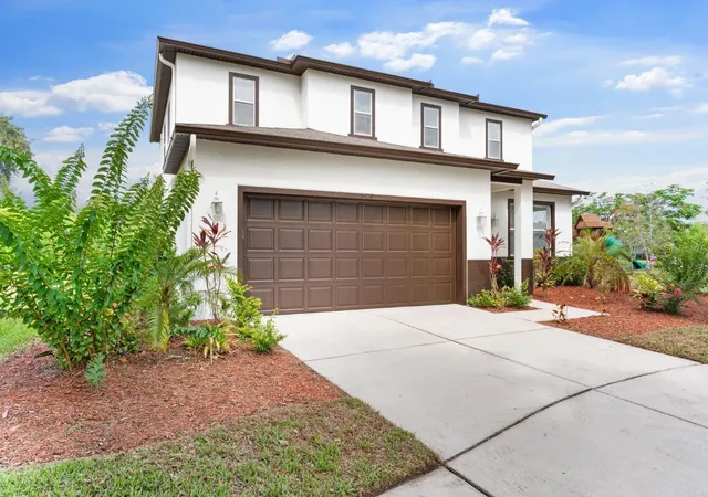 Photo 2 of Single family home for sale at 5424 Hammock View Ln, Apollo Beach, FL 33572 | MLS# TB8518028 | Listing updated on 2026-09-12