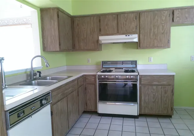 5th image of 1387 Dunhill Dr, Longwood, FL 32750 | MLS# O6415885