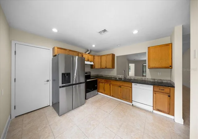 4th image of 5059 Sw 196Th Ave, Dunnellon, FL 34431 | MLS# OM726425