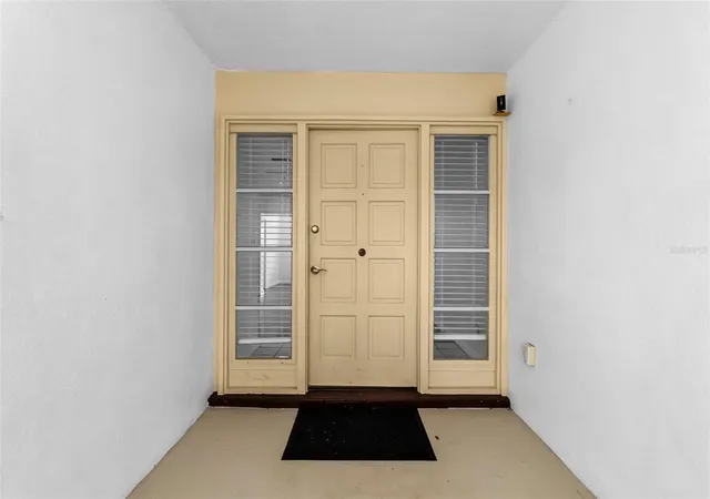 3rd image of 1529 E Dorchester Dr, Palm Harbor, FL 34684 | MLS# TB8518054