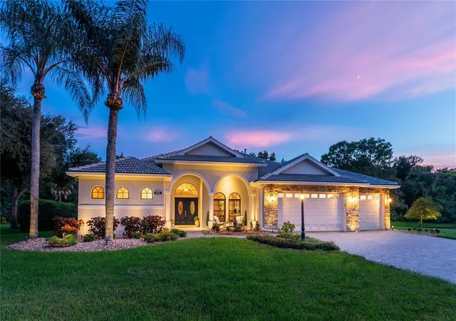 Single family home for sale at 6410 Butlers Crst Dr, BRADENTON, FL 34203 | MLS# A4696732