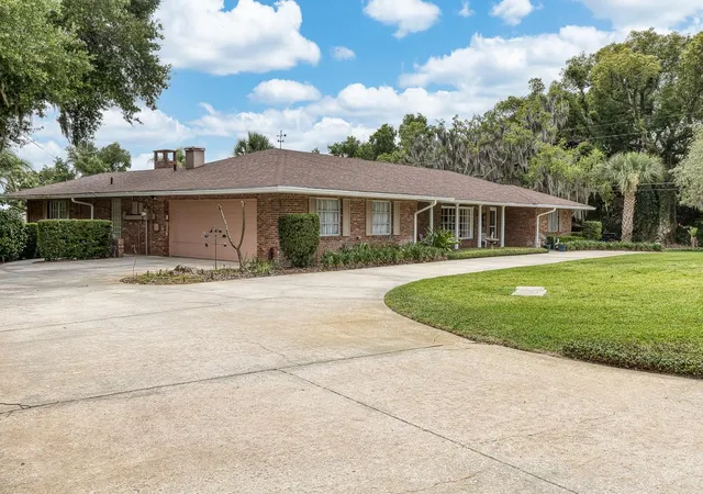 2nd image of 900 N Citrus, Howey In The Hills, FL 34737 | MLS# O6415895